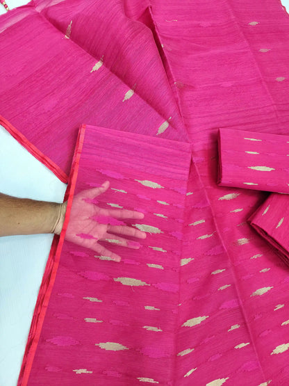 Magenta jamdani